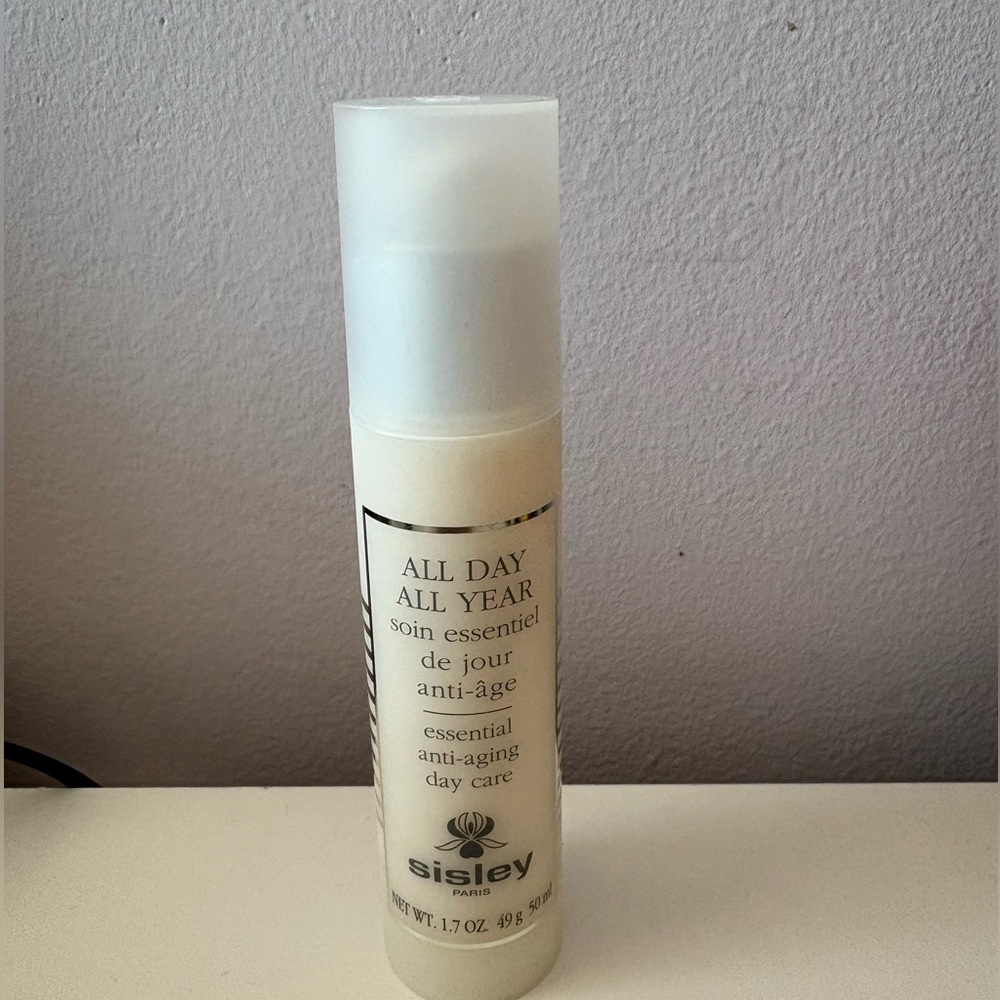 Authentic Sisley All Day All Year Santi-gong day care essential full size